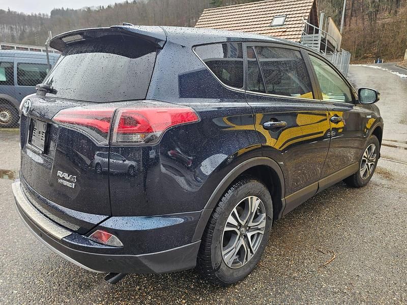 Gebraucht Toyota RAV4 Hybrid Sol 197 PS (144 kW) 2018 SUV