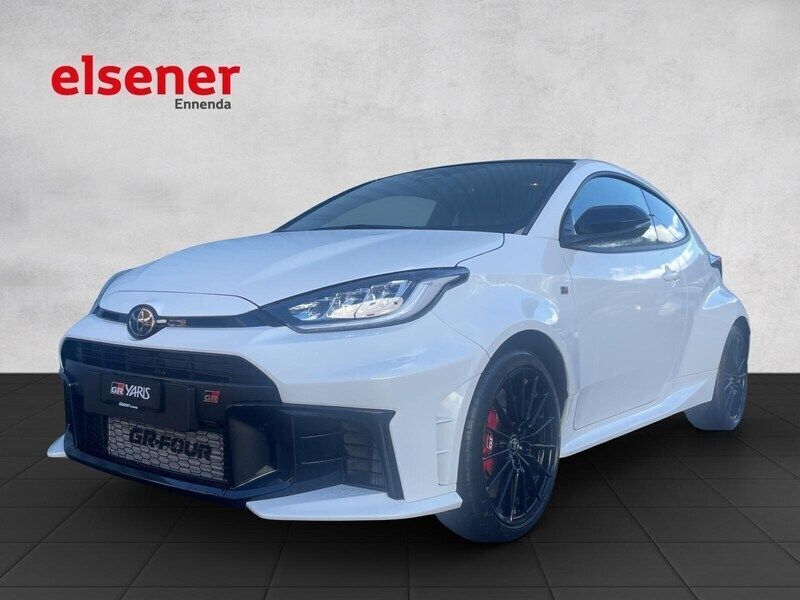 Weiss Gebraucht 2024 Toyota Yaris Sport Limousine | CHF 49’900 - Bild 1/4