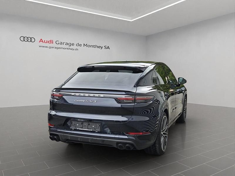 Gebraucht Porsche Cayenne 550 PS (404 kW) 2019 SUV