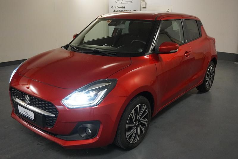 Gebraucht Suzuki Swift 83 PS (61 kW) 2021 Rot Limousine