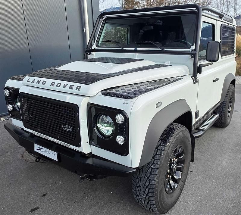Gebraucht Land Rover Defender 122 PS (89 kW) 2012