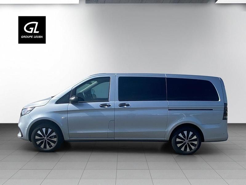 Gebraucht Mercedes Vito 163 PS (119 kW) 2025 Grau Van
