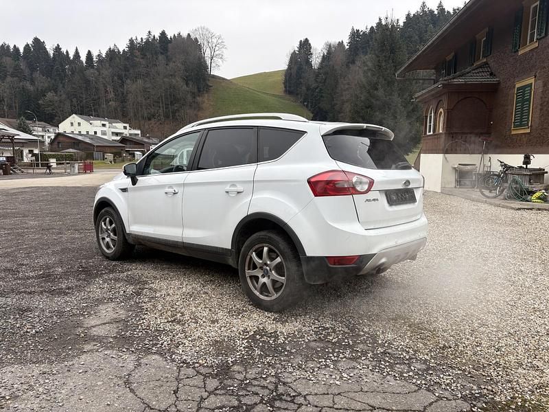 Gebraucht Ford Kuga Titanium 140 PS (102 kW) 2011 SUV
