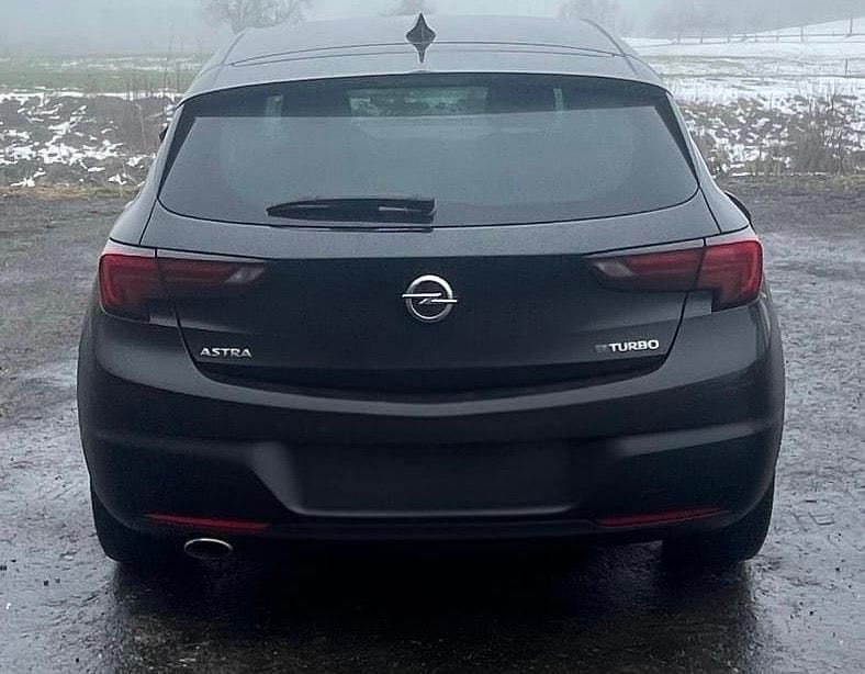 Gebraucht Opel Astra Dynamic 160 PS (117 kW) 2018