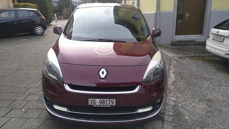 Gebraucht Renault Grand Scénic 150 PS (110 kW) 2012