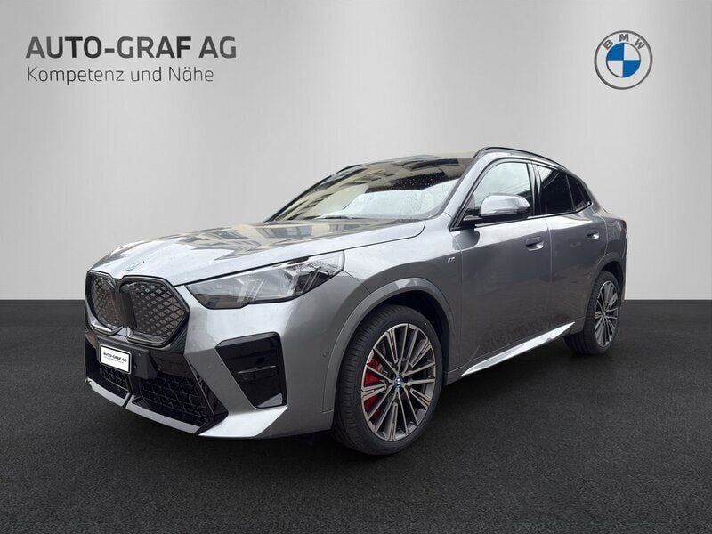 Neu BMW iX2 M Sport 230 kW (313 PS) 2025 SUV