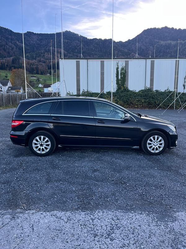 Gebraucht Mercedes R350 265 PS (194 kW) 2011 Van / Kleinbus