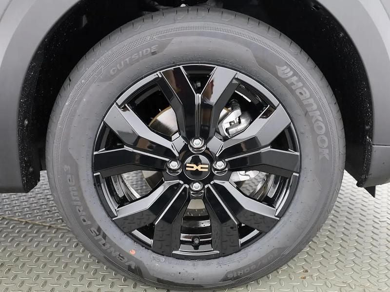 Neu Dacia Sandero Expression 91 PS (66 kW) 2025 Schwarz