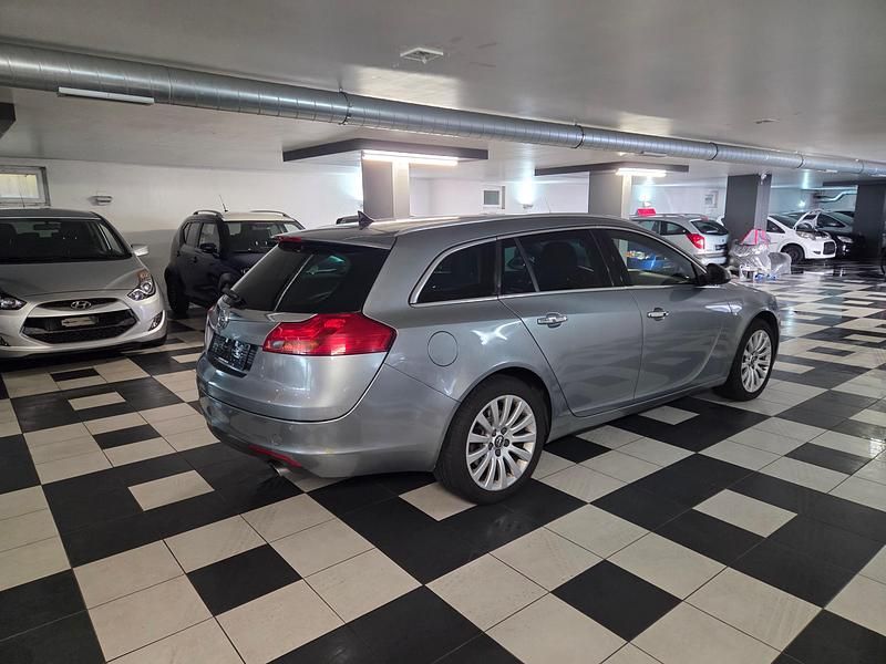 Gebraucht Opel Insignia Edition 220 PS (161 kW) 2010 Kombi