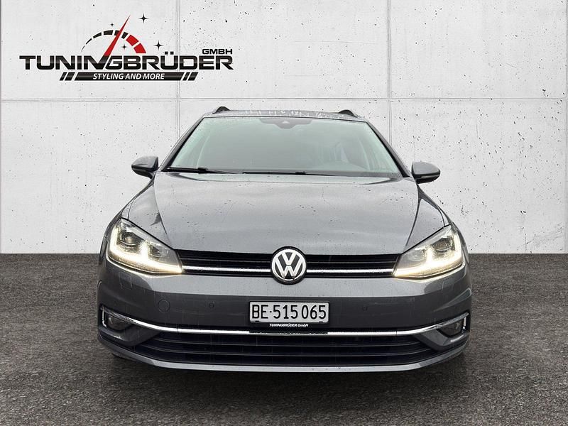 Gebraucht VW Golf VII Comfortline 150 PS (110 kW) 2018 Kombi