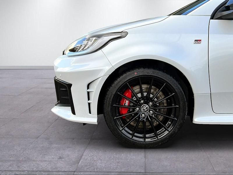 Gebraucht Toyota Yaris Sport 280 PS (205 kW) 2024 Weiss Limousine