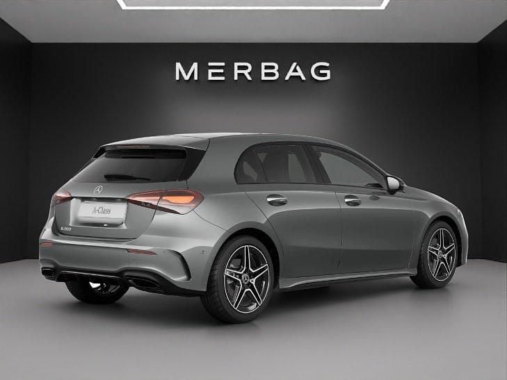 Neu Mercedes A200 163 PS (119 kW) 2025 Grau Limousine