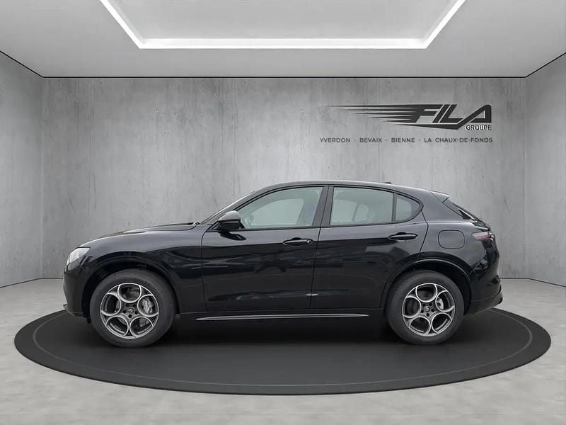 Neu Alfa Romeo Stelvio Sprint 280 PS (205 kW) 2025 Schwarz SUV