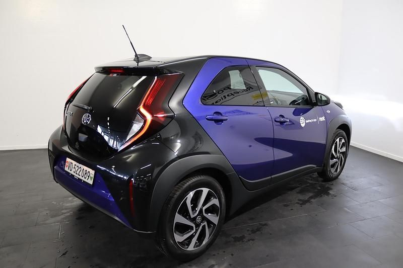 Gebraucht Toyota Aygo X Trend 72 PS (52 kW) 2025 Blau SUV