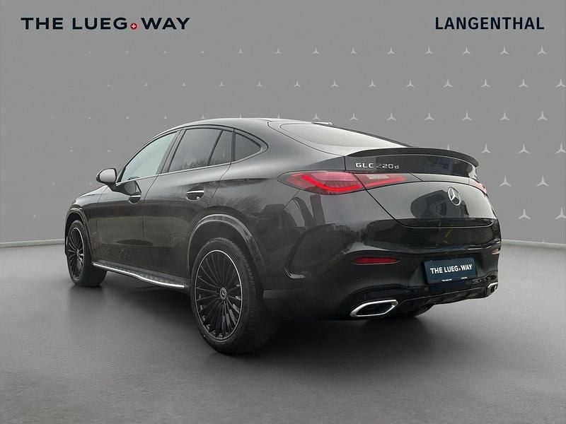 Neu Mercedes GLC220 197 PS (144 kW) 2025 Grau Coupé