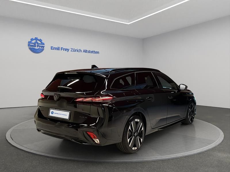 Neu Peugeot 308 SW GT 196 PS (144 kW) 2025 Schwarz Kombi