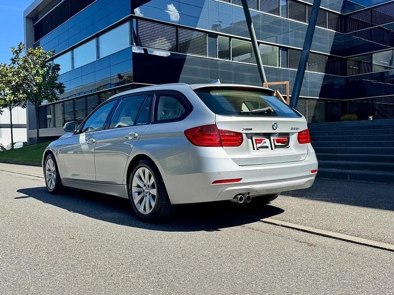 Gebraucht BMW 328 245 PS (180 kW) 2013 Kombi