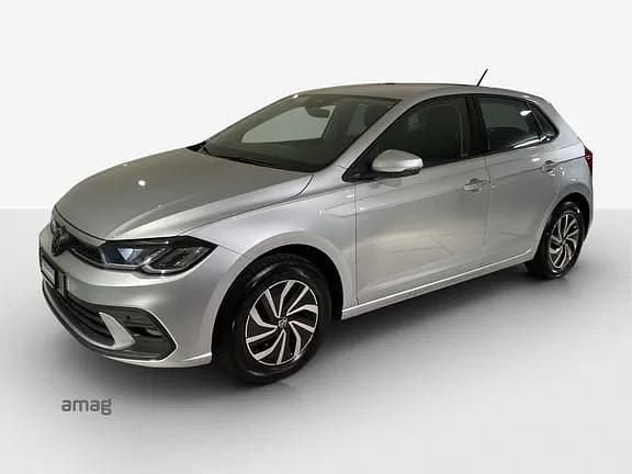 Reflexsilber metallic Gebraucht 2024 VW Polo Life Limousine | CHF 21’990 (Fairer Preis) - Bild 1/4