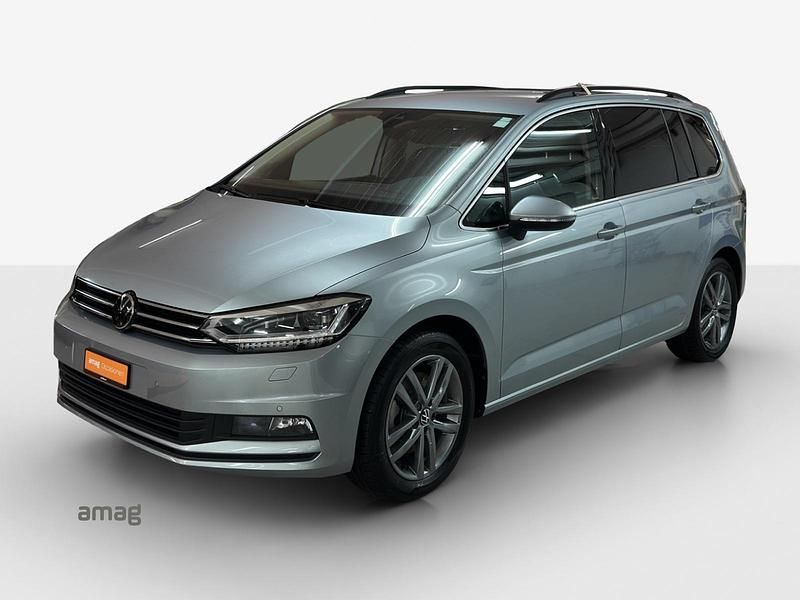 Oyster silver metallic Gebraucht 2024 VW Touran Comfortline Van / Kleinbus | CHF 35’990 (Teuer) - Bild 1/4
