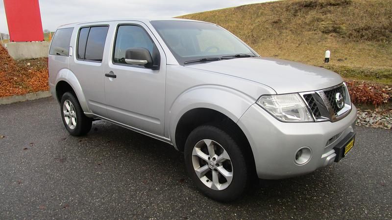Gebraucht Nissan Pathfinder SE 190 PS (139 kW) 2012 SUV