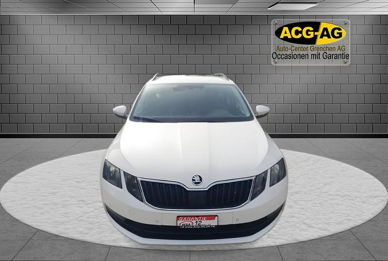 Gebraucht Skoda Octavia Ambition 115 PS (84 kW) 2020 Kombi