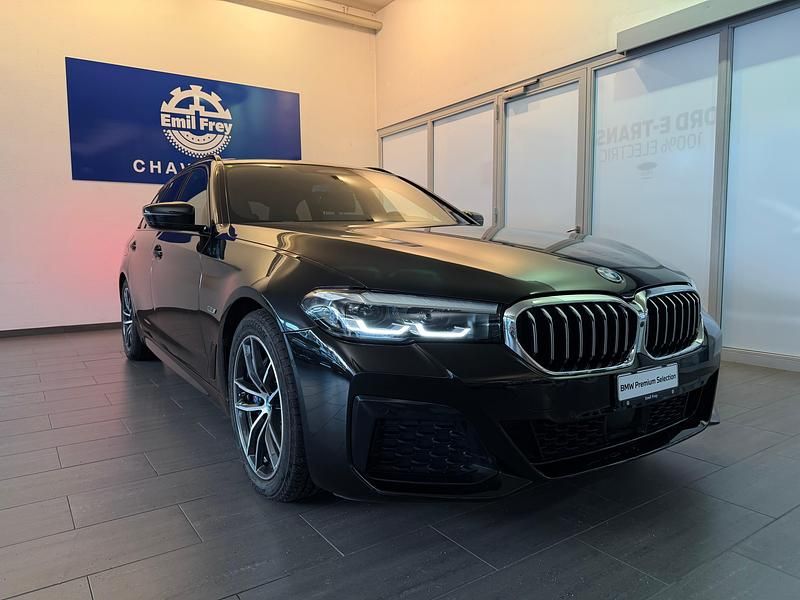 Schwarz Gebraucht 2021 BMW 530e M Sport Kombi | CHF 42’500 (Etwas zu teuer) - Bild 1/4