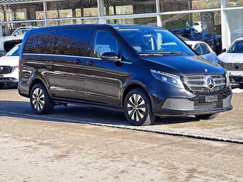 Gebraucht Mercedes V250 Avantgarde 190 PS (139 kW) 2023 Van / Kleinbus