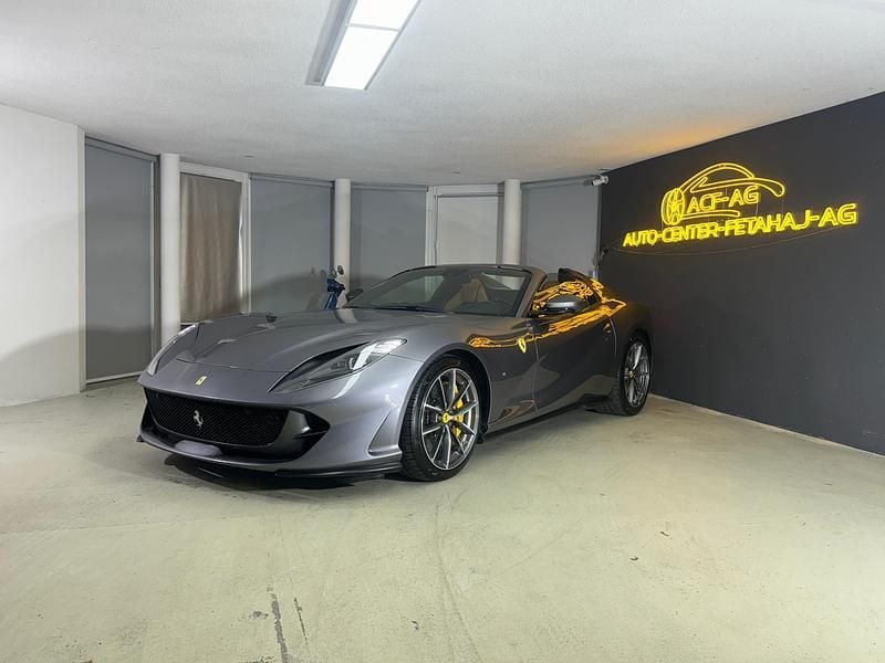 Grau Gebraucht 2023 Ferrari 812 Cabrio | CHF 409’990 - Bild 1/4