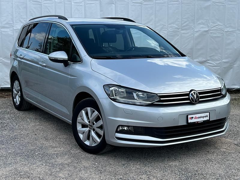 Gebraucht VW Touran 115 PS (84 kW) 2020 Van / Kleinbus