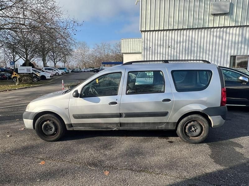 Gebraucht 2007 Dacia Logan Lauréate | CHF 900 - Bild 1/4