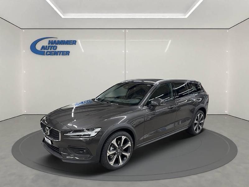 Grau Gebraucht 2024 Volvo V60 CC Ultimate Kombi | CHF 59’900 (Superpreis) - Bild 1/4