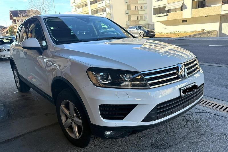 Gebraucht VW Touareg 262 PS (192 kW) 2015 SUV