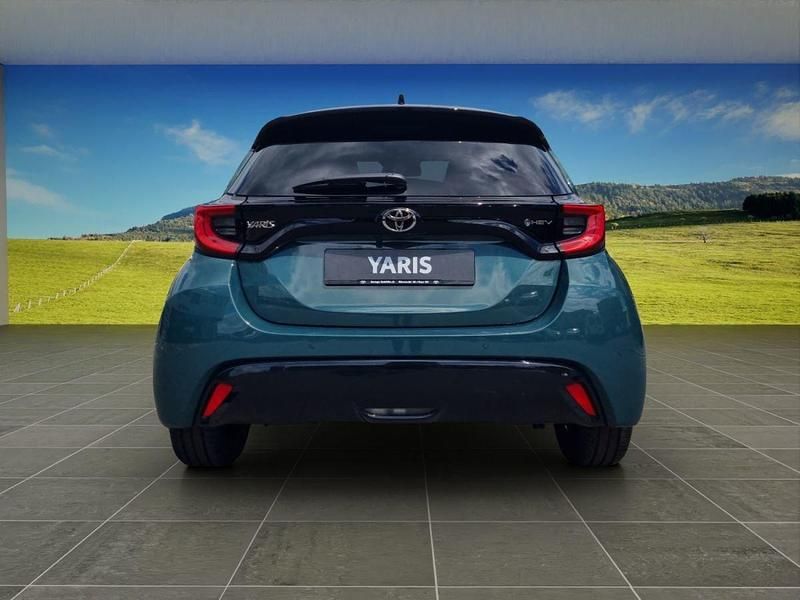Neu Toyota Yaris Hybrid Premium 131 PS (96 kW) 2026 Kleinwagen