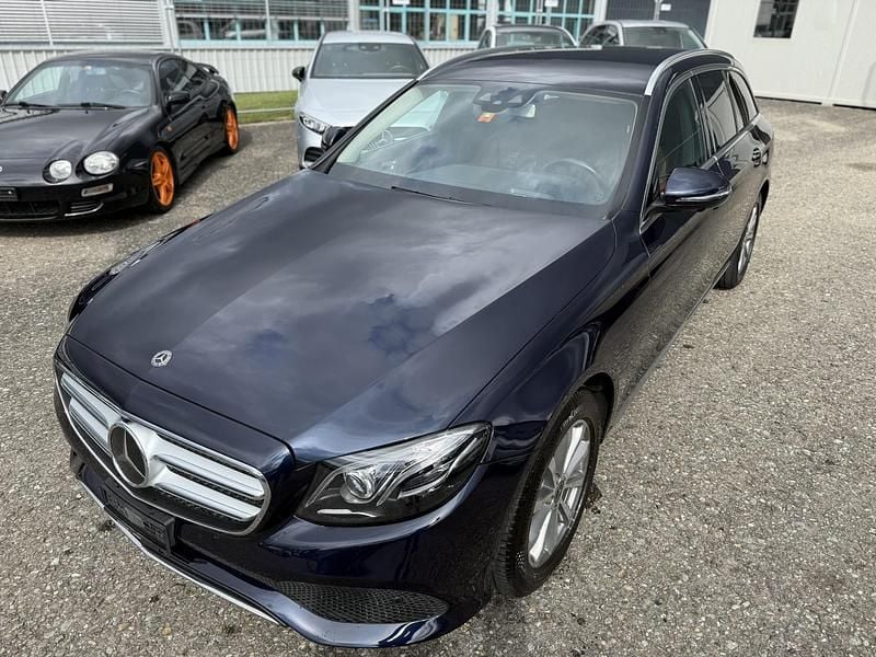 Gebraucht Mercedes E220 Avantgarde 194 PS (142 kW) 2018