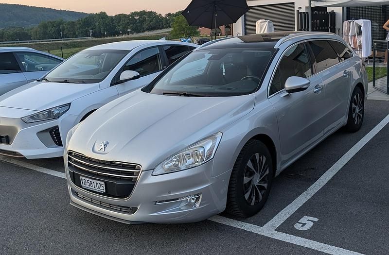 Gebraucht 2012 Peugeot 508 Active Kombi | CHF 4’800 (Etwas zu teuer) - Bild 1/4