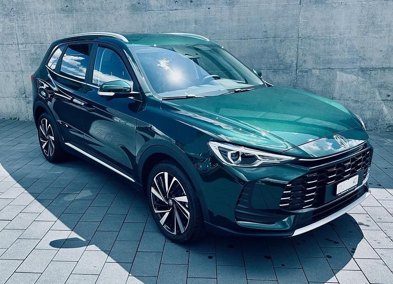 Neu MG ZS Luxury 197 PS (144 kW) 2026 Grün SUV
