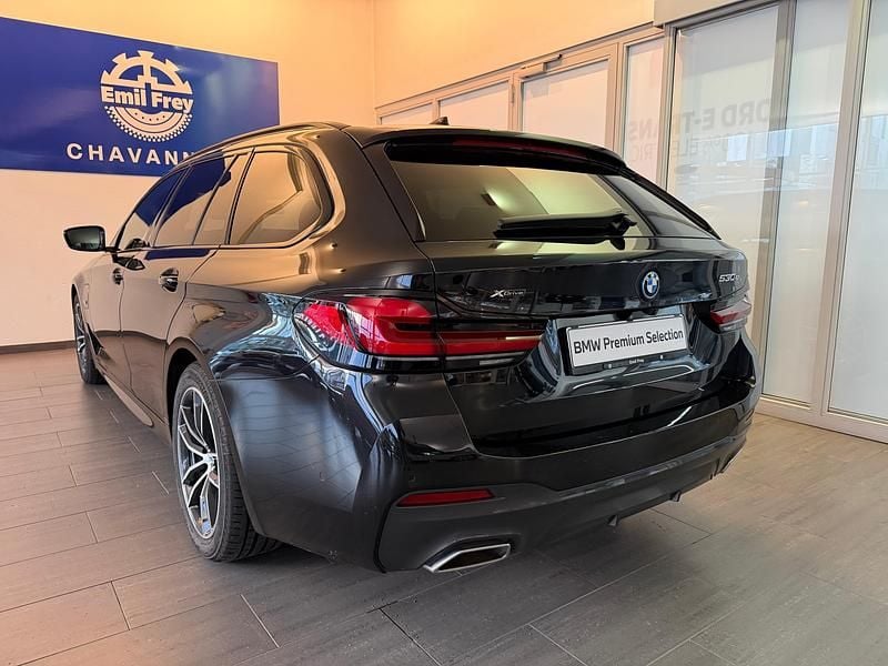 Gebraucht BMW 530e M Sport 292 PS (214 kW) 2021 Schwarz Kombi