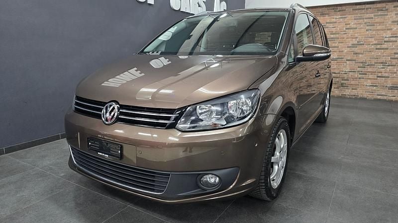 Gebraucht VW Touran Comfortline 140 PS (102 kW) 2013 Van / Kleinbus