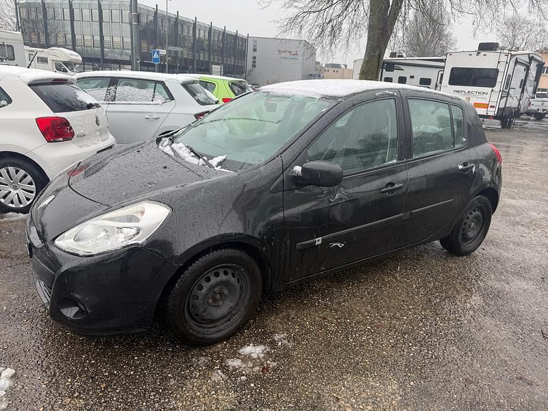 Gebraucht Renault Clio II 103 PS (75 kW) 2011