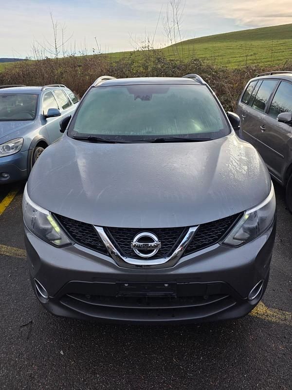 Gebraucht Nissan Qashqai Acenta 115 PS (84 kW) 2016 SUV