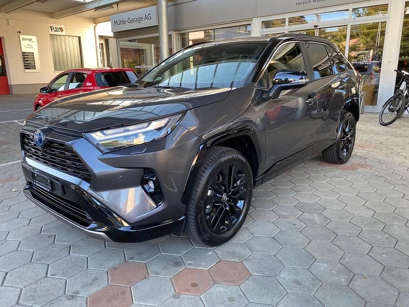 Gebraucht 2024 Toyota RAV4 Hybrid Style SUV | CHF 47’900 (Etwas zu teuer) - Bild 1/4