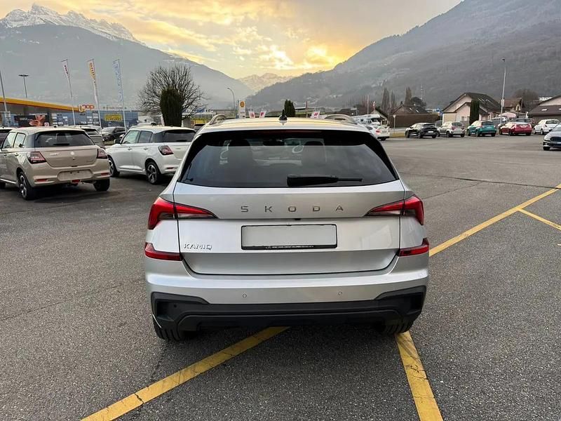 Neu Skoda Kamiq Selection 115 PS (84 kW) 2026 Silber SUV
