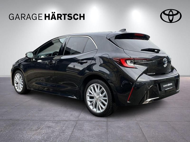 Gebraucht Toyota Corolla Trend 196 PS (144 kW) 2023 Schwarz Limousine