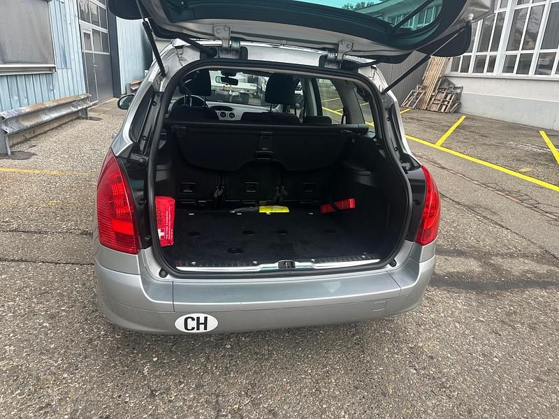 Gebraucht Peugeot 308 SW 112 PS (82 kW) 2011 Kombi