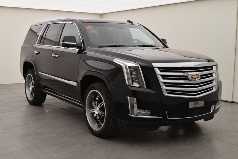 Gebraucht Cadillac Escalade 425 PS (312 kW) 2015 Schwarz SUV