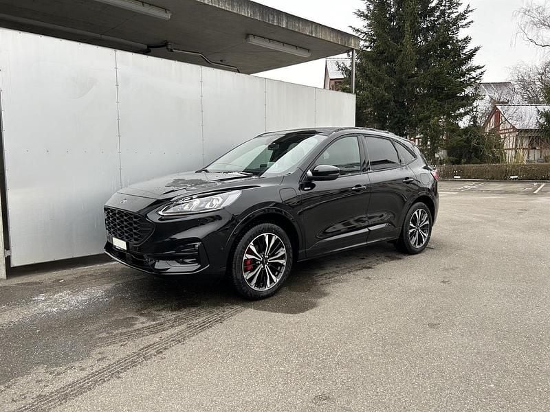 Schwarz Gebraucht 2024 Ford Kuga ST-Line X SUV | CHF 33’990 (Etwas zu teuer) - Bild 1/4