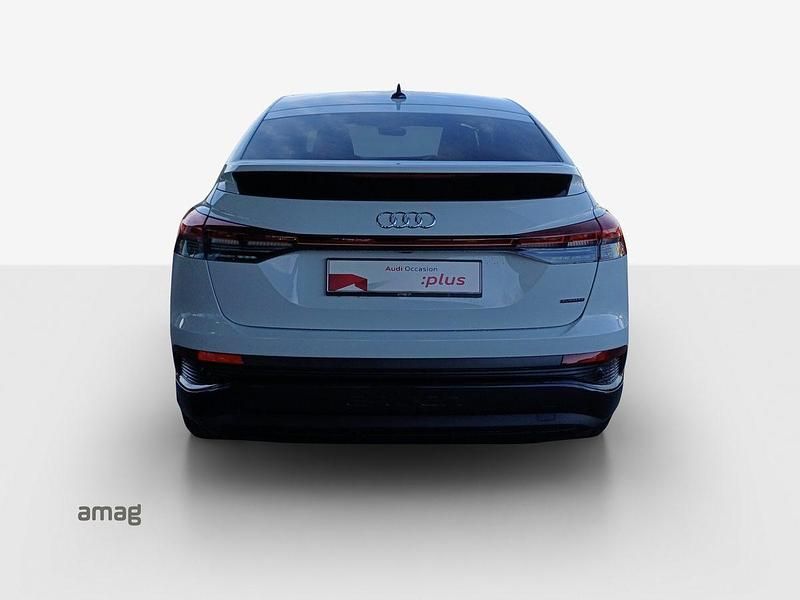 Gebraucht Audi Q4 e-tron Ambiente 250 kW (340 PS) 2024 Gletscherweiss metallic SUV