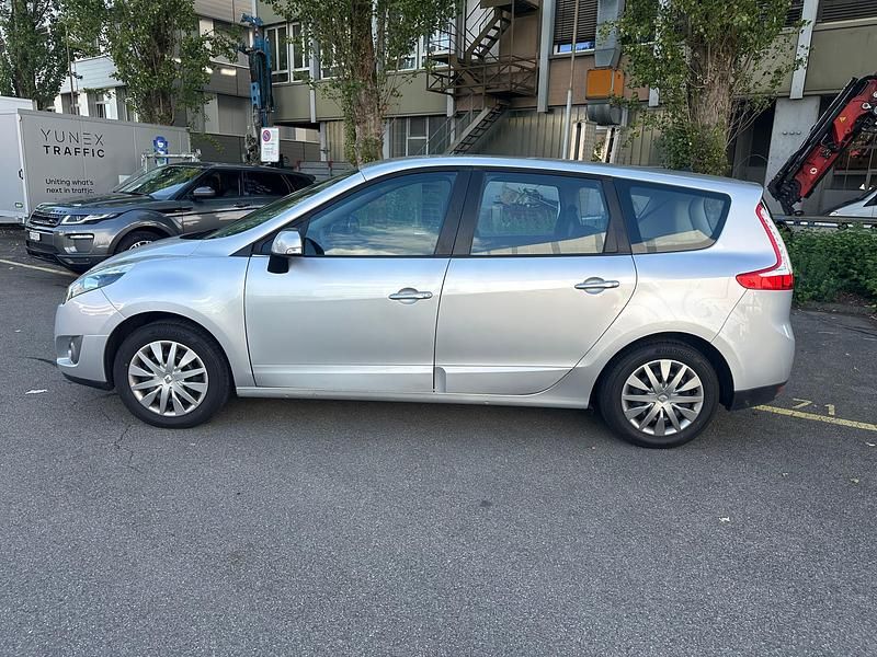 Gebraucht Renault Scénic III Bose Edition 110 PS (80 kW) 2011 Van / Kleinbus