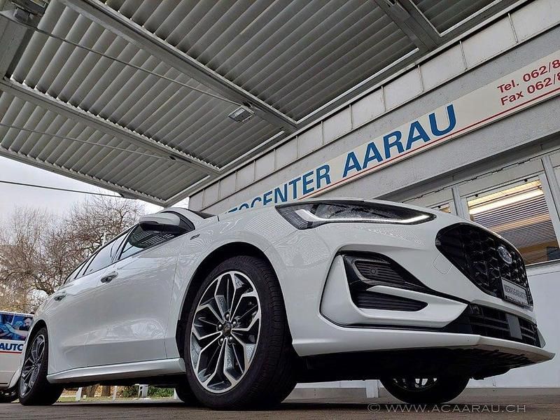Gebraucht Ford Focus ST-Line X 155 PS (114 kW) 2024 Kombi
