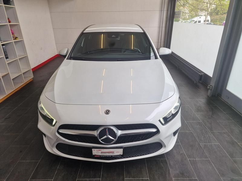 Gebraucht Mercedes A180 Style 136 PS (100 kW) 2019